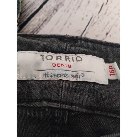 Torrid Denim Jegging Women's Size 16R Gray Multi Zipper 3 Button Closure - Picture 5 of 7